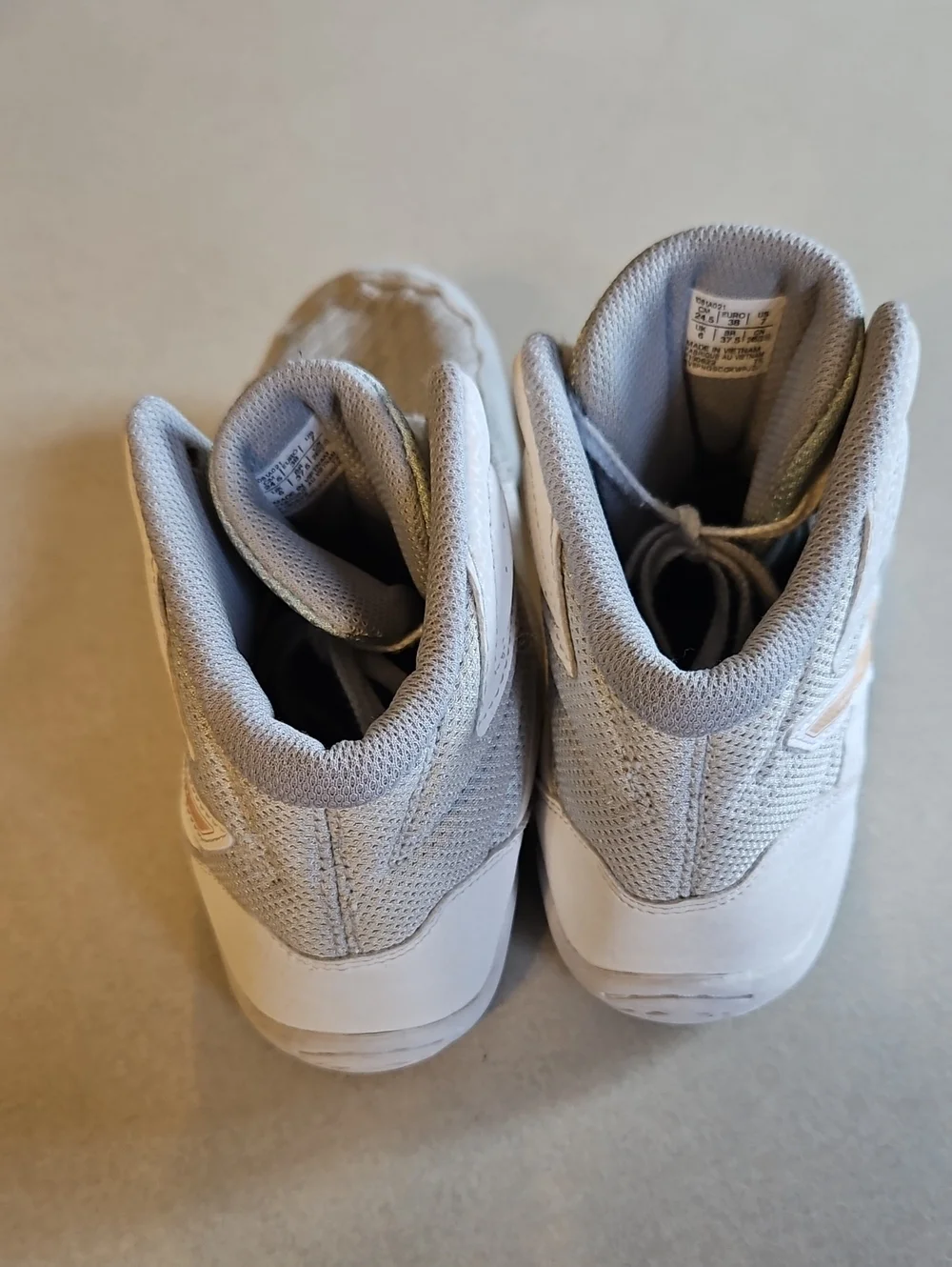 Asics pre owned